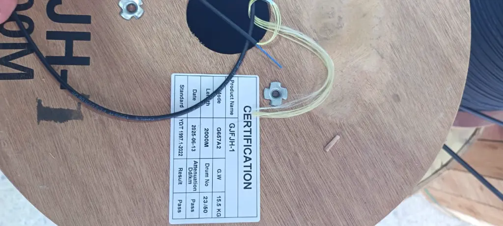 bobina de fibra 1H 2km Aramid dielectrica redonda 2.webp