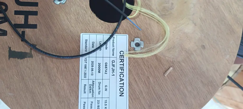 bobina de fibra 1H 2km Aramid dielectrica redonda 3.webp